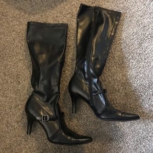 High heeled boots